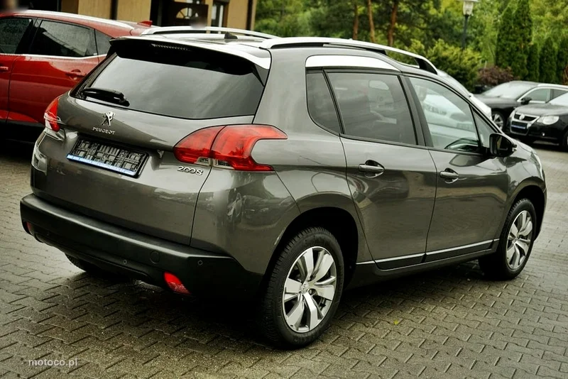 Peugeot 2008 7