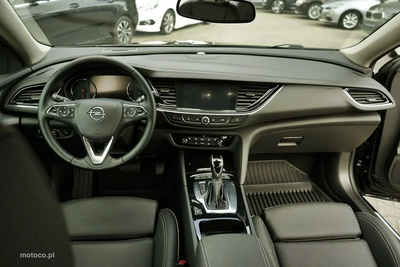 Opel Insignia Grand Sport 21