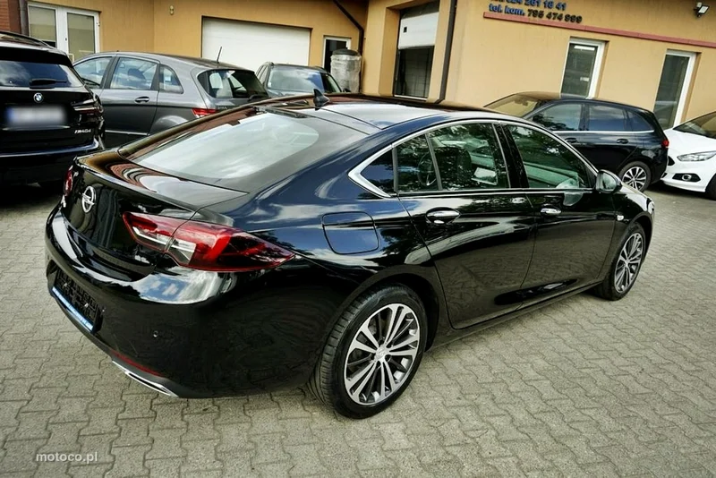 Opel Insignia Grand Sport 6