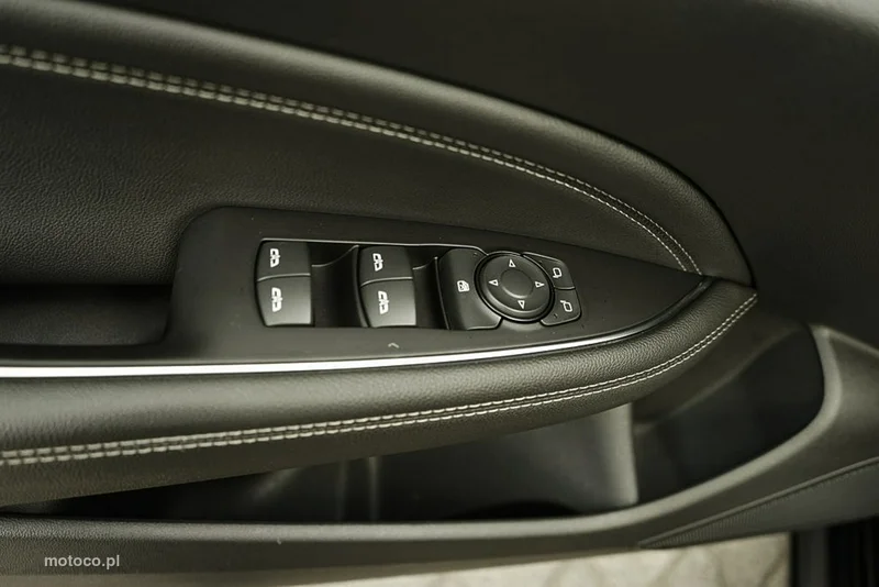 Opel Insignia Grand Sport 10