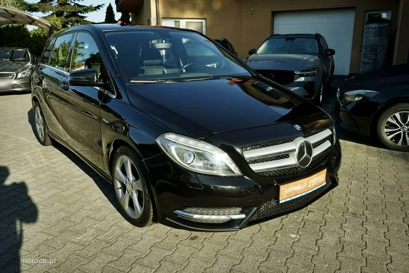 Mercedes-Benz Klasa B W246 B 180 10