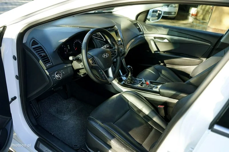 Hyundai i40 21