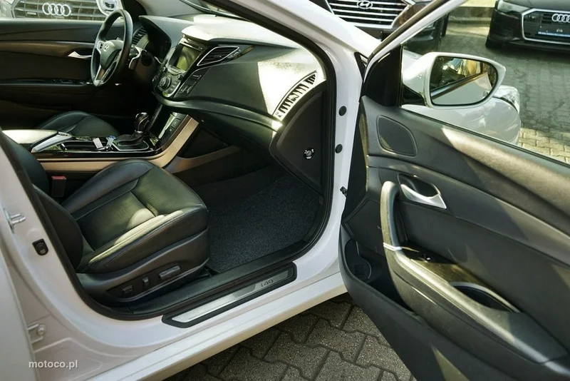 Hyundai i40 23
