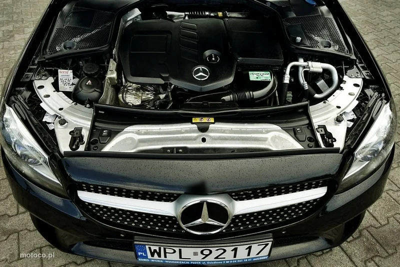 Mercedes-Benz Klasa C W205 C 220 16