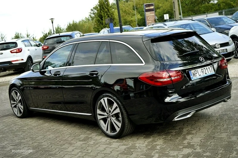 Mercedes-Benz Klasa C W205 C 220 3