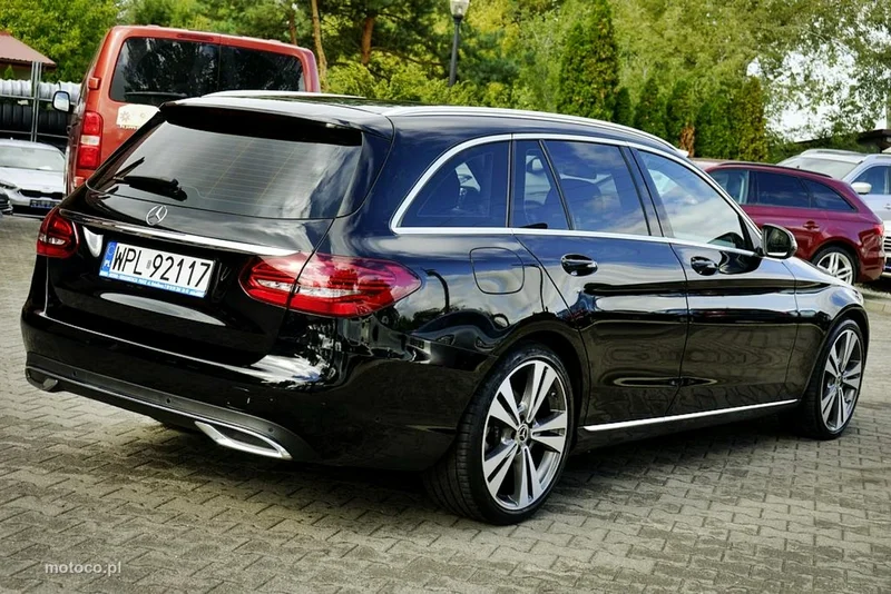 Mercedes-Benz Klasa C W205 C 220 7