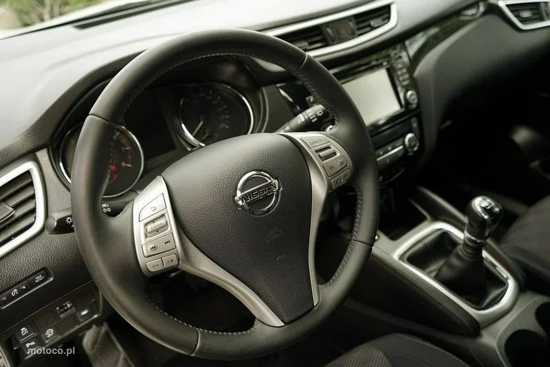 Nissan Qashqai 25
