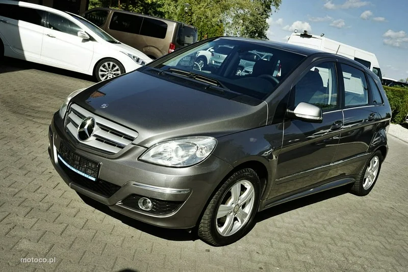 Mercedes-Benz Klasa B W245 B 180 2