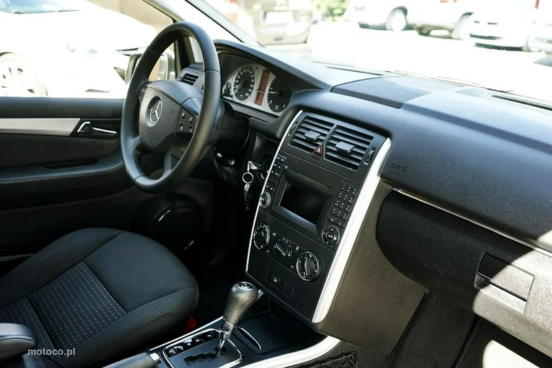 Mercedes-Benz Klasa B W245 B 180 17
