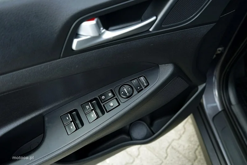Hyundai TUCSON 17