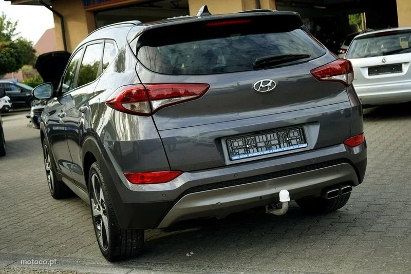 Hyundai TUCSON 4