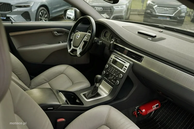 Volvo V70 20