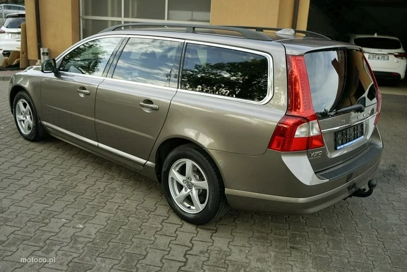 Volvo V70 4