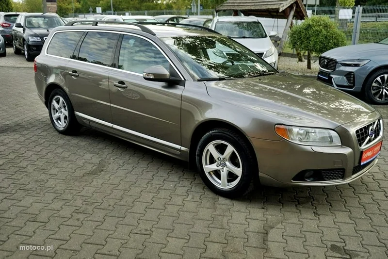 Volvo V70 8