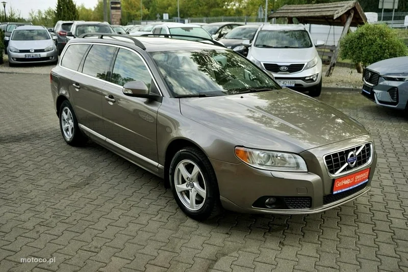 Volvo V70 9