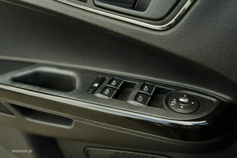 Ford B-Max 11