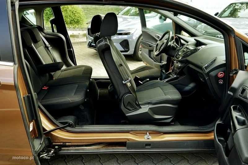 Ford B-Max 13