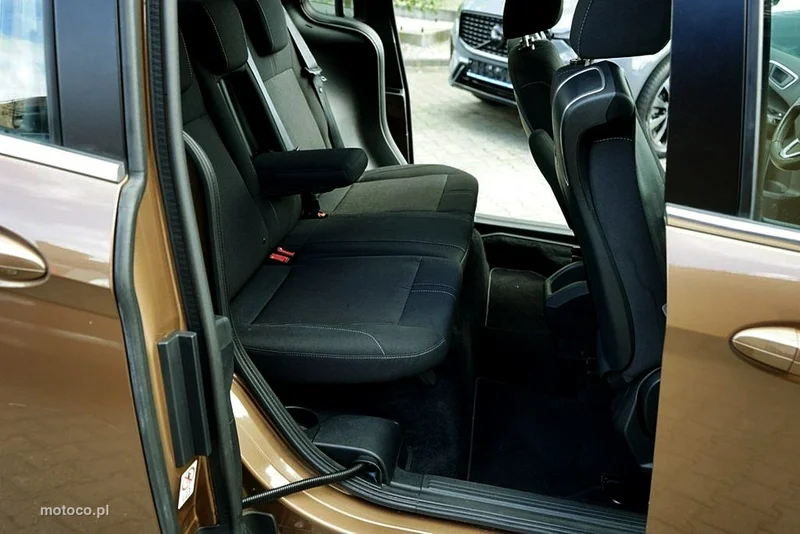 Ford B-Max 23