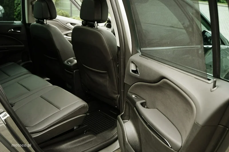 Opel Zafira C Tourer 18
