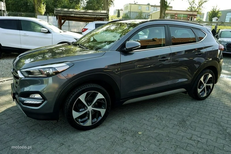 Hyundai TUCSON 2