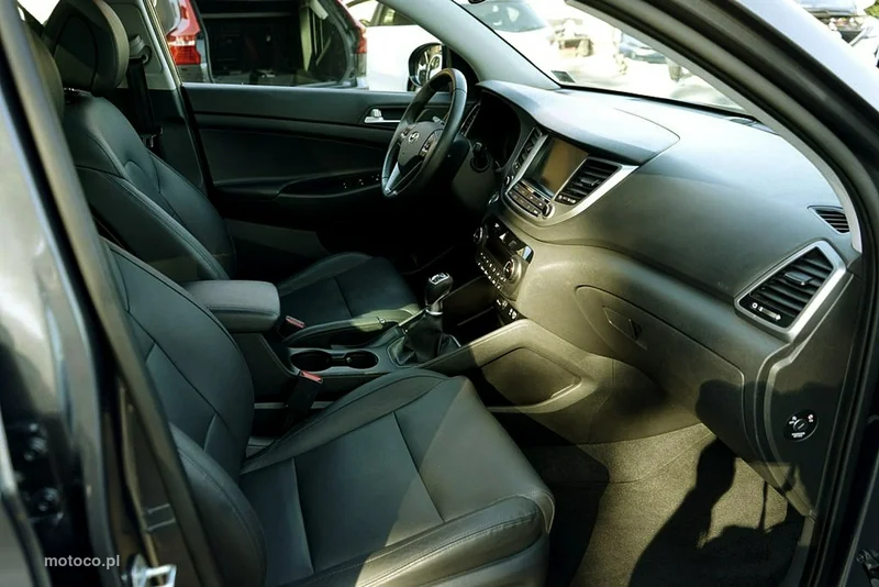 Hyundai TUCSON 10