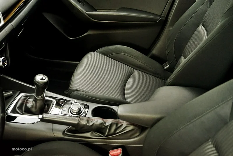Mazda 3 14