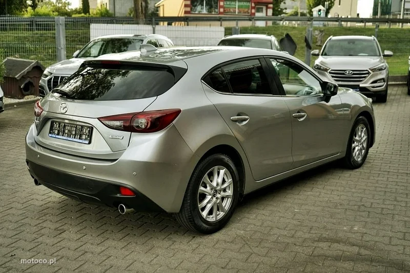Mazda 3 7