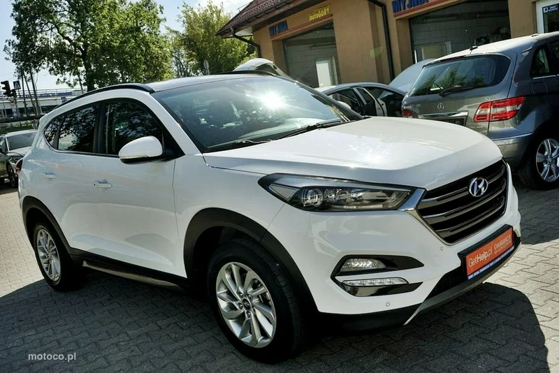 Hyundai TUCSON 12