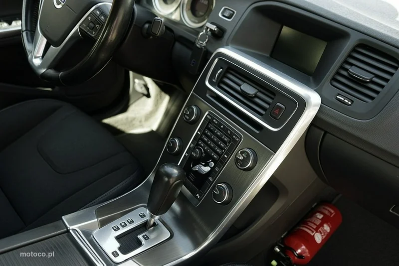 Volvo S60 29