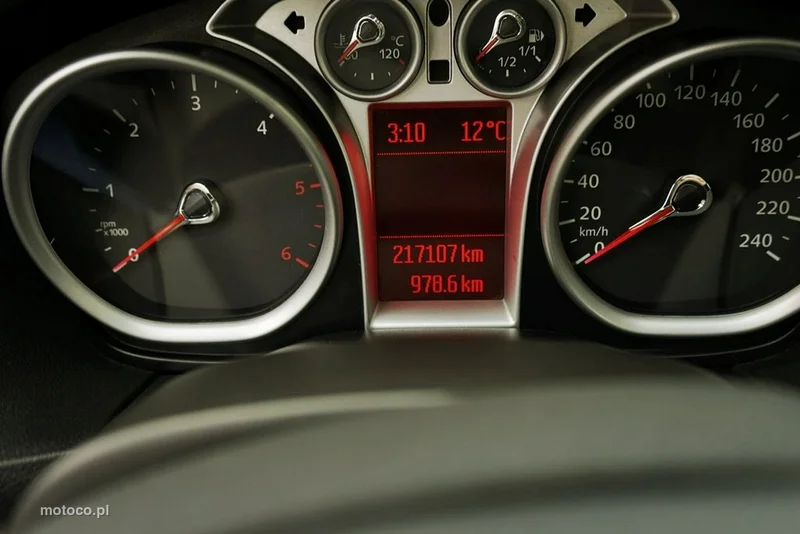 Ford Focus II 19