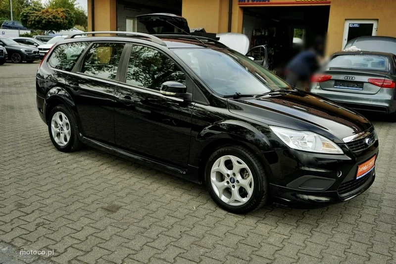Ford Focus II 3