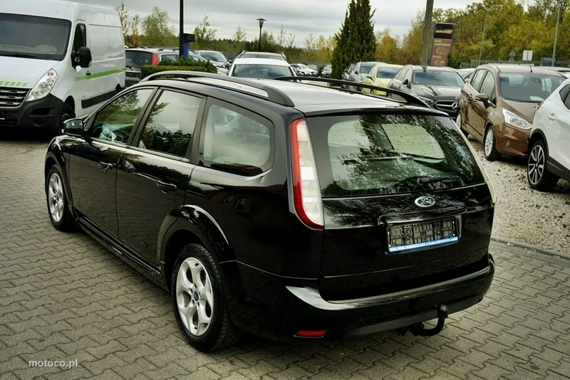 Ford Focus II 6