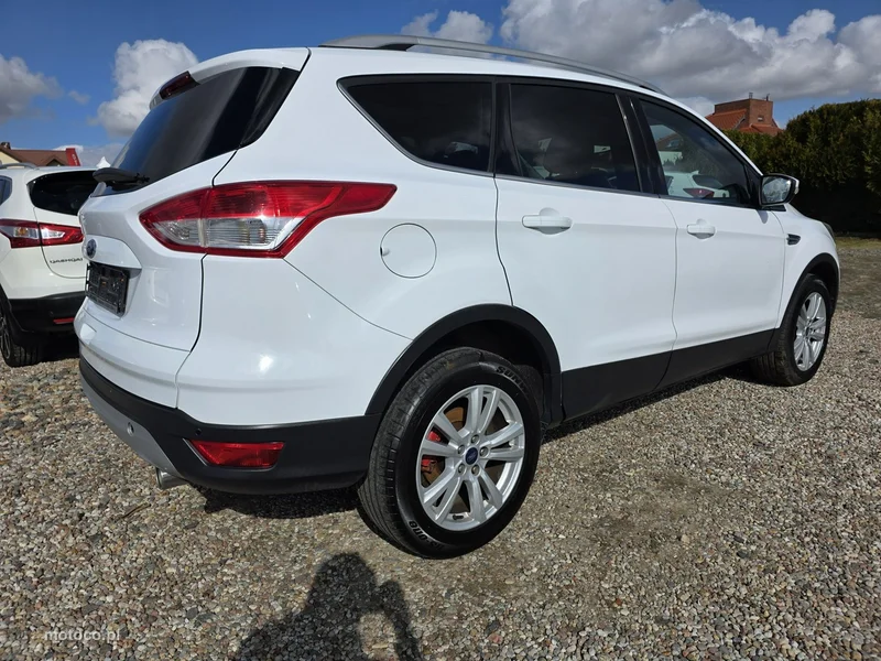 Ford Kuga II 23