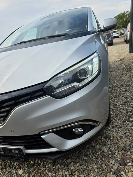 Renault Scenic IV 13