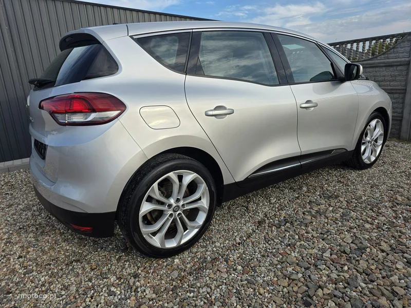Renault Scenic IV 5