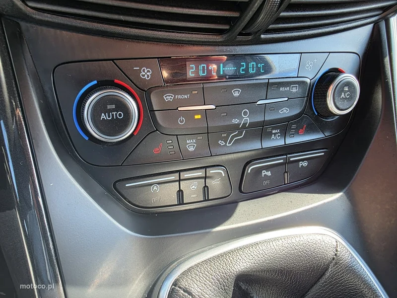 Ford Kuga II 21