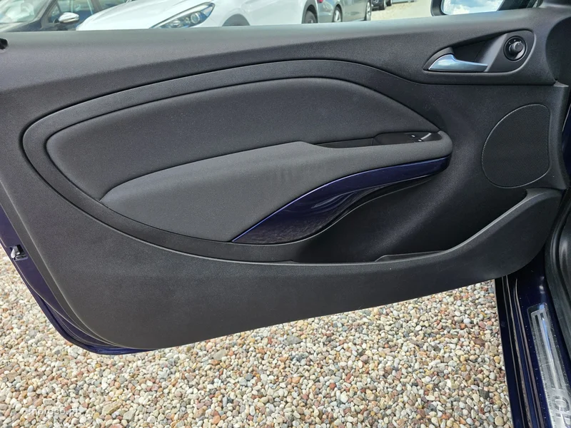 Opel Adam 24