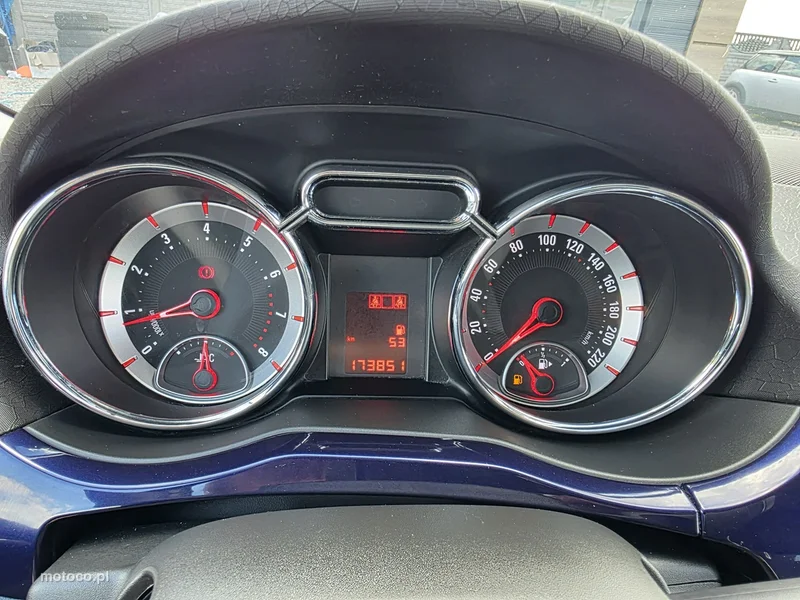 Opel Adam 32