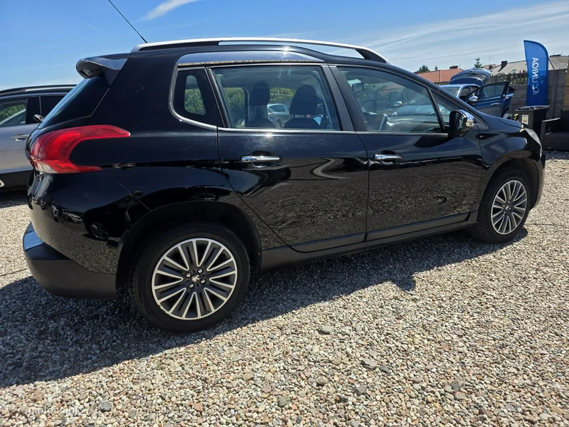 Peugeot 2008 11
