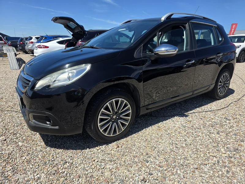 Peugeot 2008 6