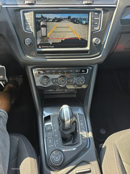 Volkswagen Tiguan AD 5