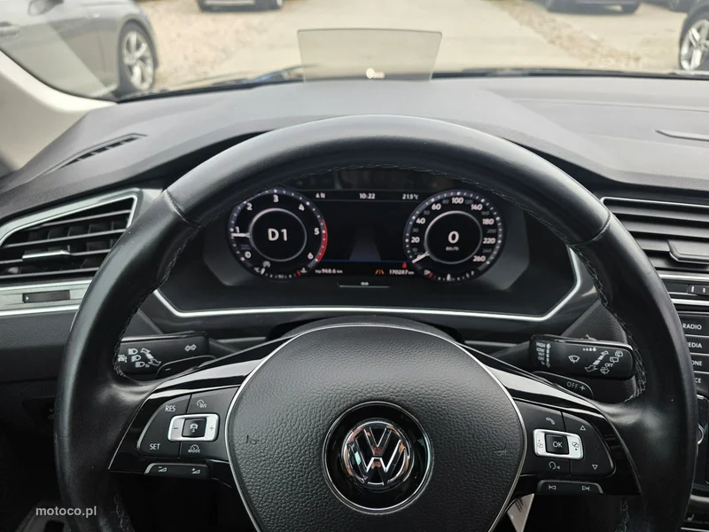 Volkswagen Tiguan AD 9