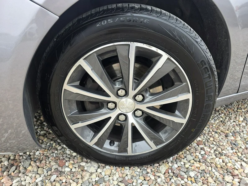 Peugeot 308 SW 10