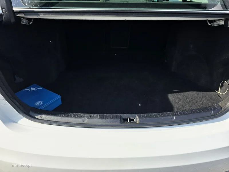 Toyota Avensis T27 20