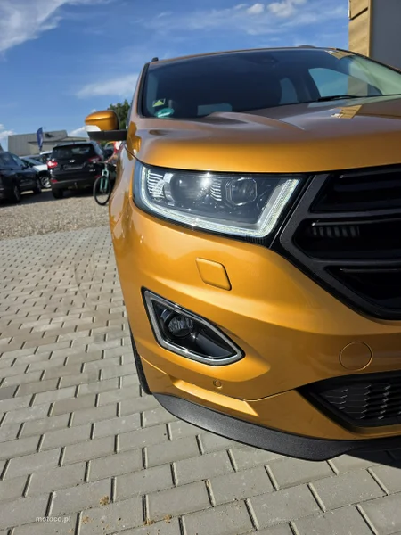 Ford Edge 9