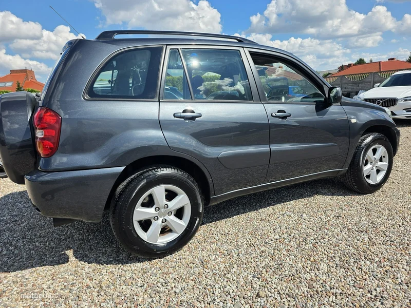 Toyota RAV 4 XA30 3