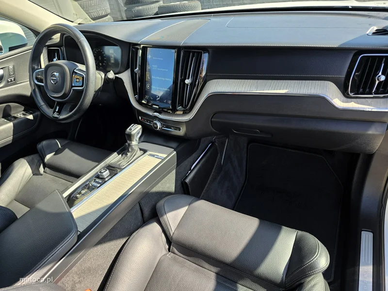 Volvo XC 60 13