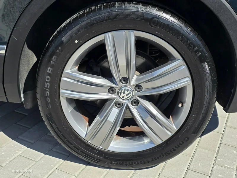 Volkswagen Tiguan AD 24