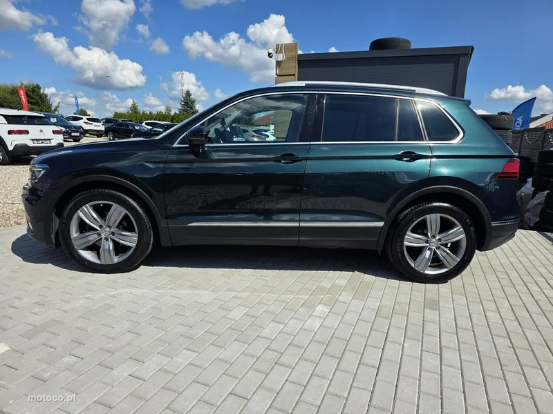 Volkswagen Tiguan AD 8