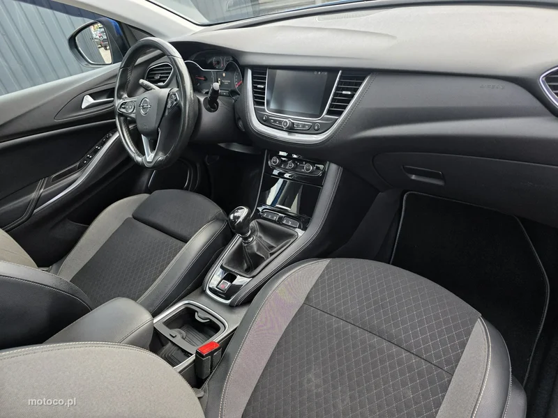 Opel Grandland X 23
